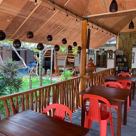Vibushan Guest House Nilaveli Exterior foto